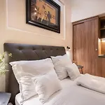 Apartment The Pearl Of The Heart Of Budapest