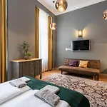 Apartment The Pearl Of The Heart Of Budapest