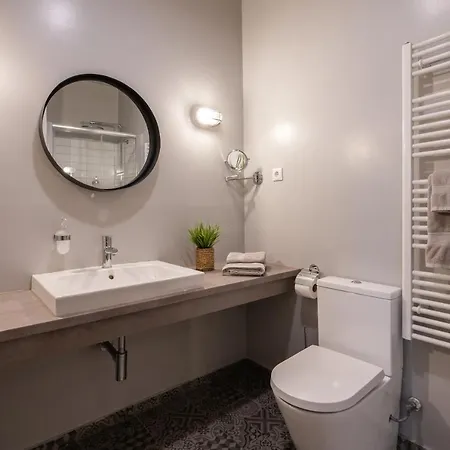 The Pearl Of The Heart Of Apartment Budapest