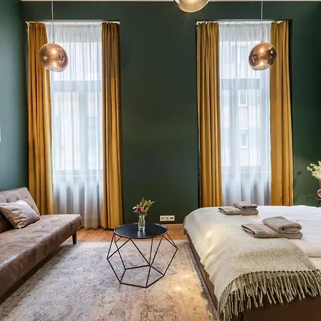 The Pearl Of The Heart Of Apartment