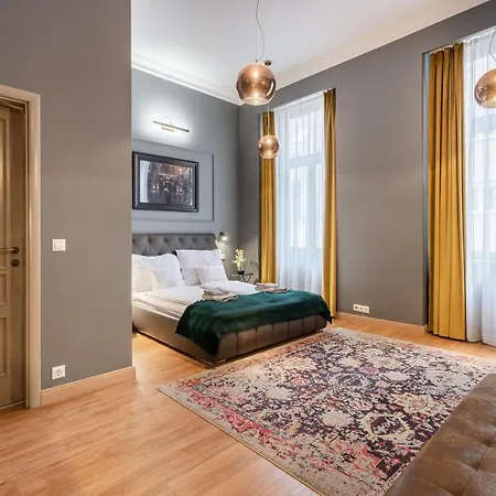 The Pearl Of The Heart Of Budapest