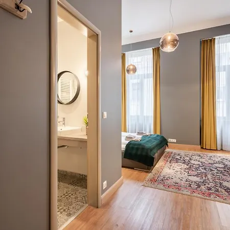 The Pearl Of The Heart Of Apartment Budapest